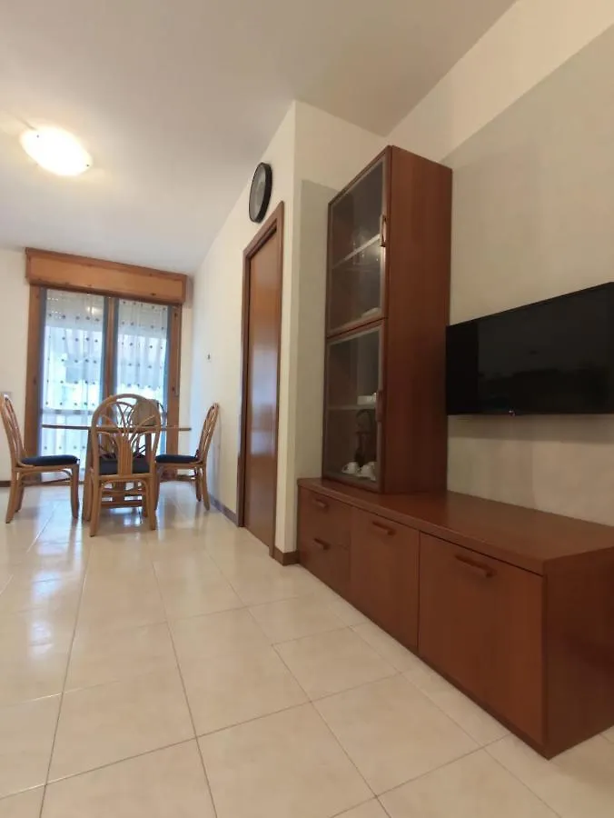 Bafile 18 - Piazza Marconi - Centrale - 50 Mt Dal Mare Apartman Lido di Jesolo